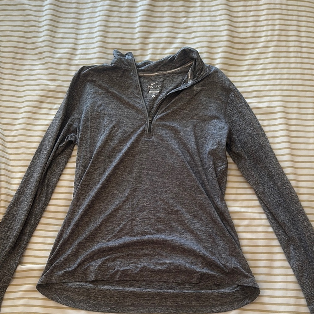 Nike Gray Long Sleeve Pullover